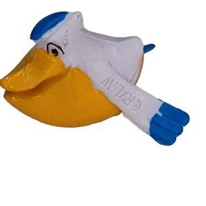 Pokemon 2000s Mini Vinyl R/L W Gumball Toy Miniature Size Pelipper Action Figure